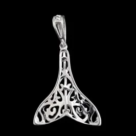 PINGENTE RABO DE BALEIA DESENHADO