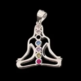 PINGENTE  SETE CHACRAS NAMASTE COLORIDO