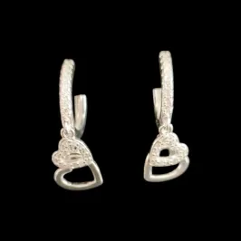 ARGOLA CLICK CRAVEJADA COM CORAÇÃO DE BALANÇO