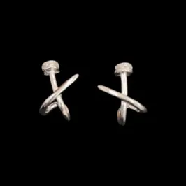 BRINCO PREGO CRAVEJADO