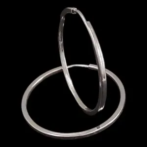 ARGOLA LISA FIO QUADRADO 2,9 CM 1,5 MM