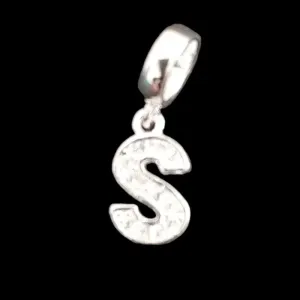 BERLOQUE LETRA S COM MICROZIRCONIA