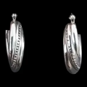 BRINCO ARGOLA OVAL DESENHADA ELETROFORMAÇÃO