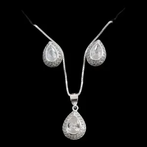 CONJUNTO GOTA CRAVEJADO PEDRA 5X6  (CORES)