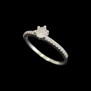 ANEL SOLITÁRIO GARRA BAIXA ZIRCONIA LATERAL 4 MM