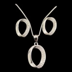 CONJUNTO LETRA O`` CRAVEJADO MICROZIRCONIA