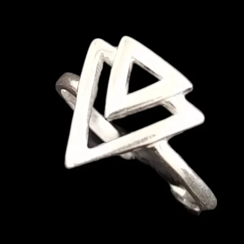 ANEL FORMAS GEOMÉTRICAS TRIANGULO DUPLO