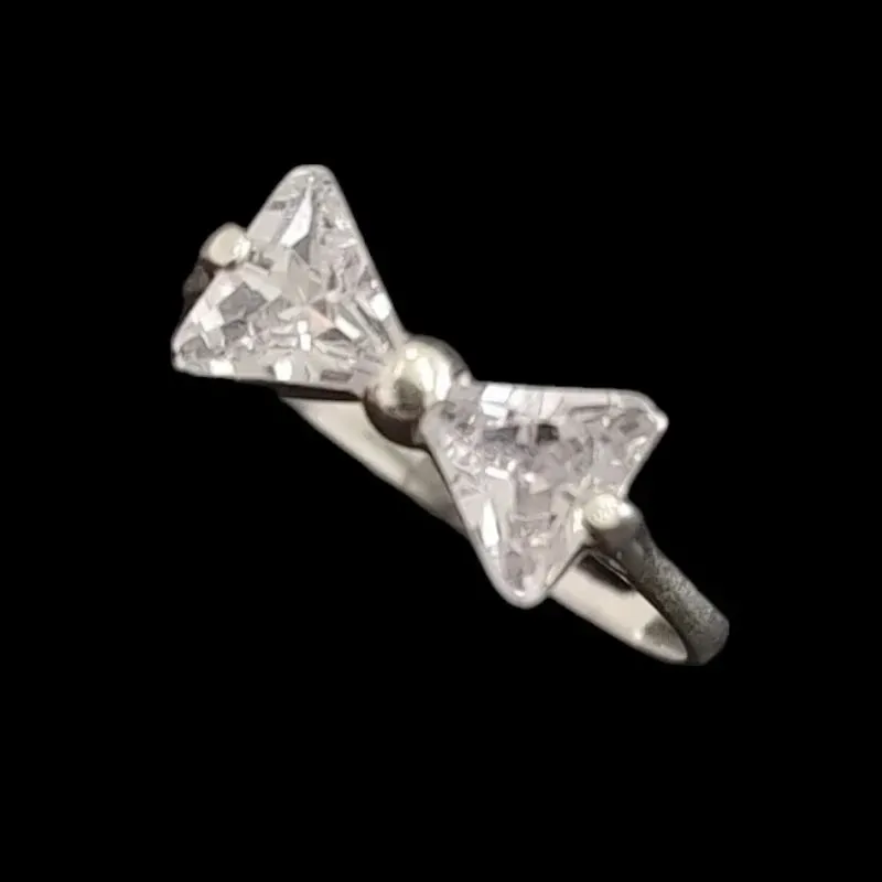 ANEL GRAVATA BORBOLETA PEDRA ZIRCONIA