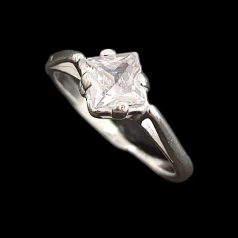 ANEL PEDRA QUADRADA 5X5