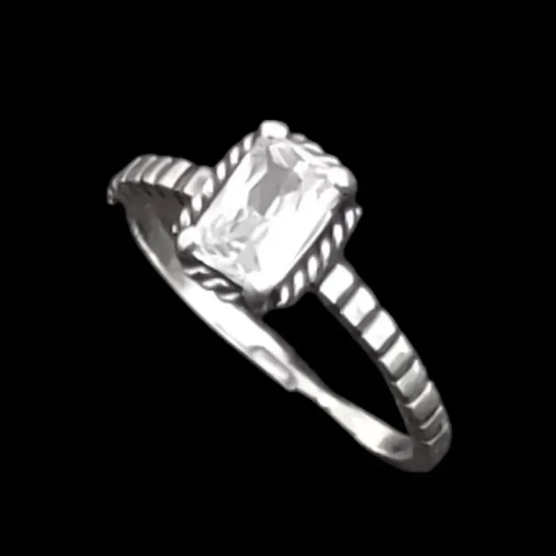 ANEL QUADRADO PEDRA ZIRCONIA