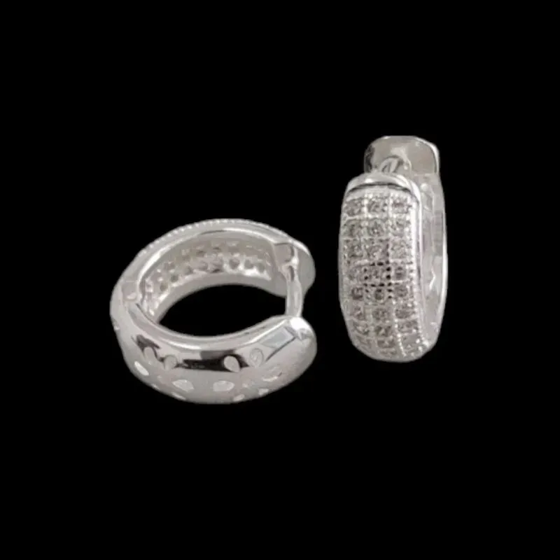 ARGOLA CRAVEJADA MICROZIRCONIA 12X5 MM