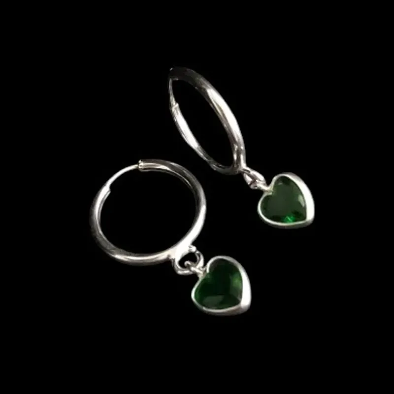 ARGOLA LISA FIO REDONDO COM PEDRA CORAÇÃO 6MM