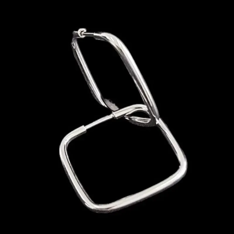 ARGOLA LISA QUADRADA FIO REDONDO 1,5MM N°1