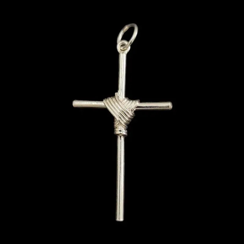 PINGENTE CRUZ  TRANÇADA