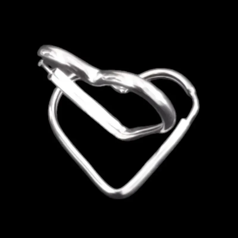 ARGOLA CORAÇÃO MEIA CANA ARO 2.7 CM 2,5 MM