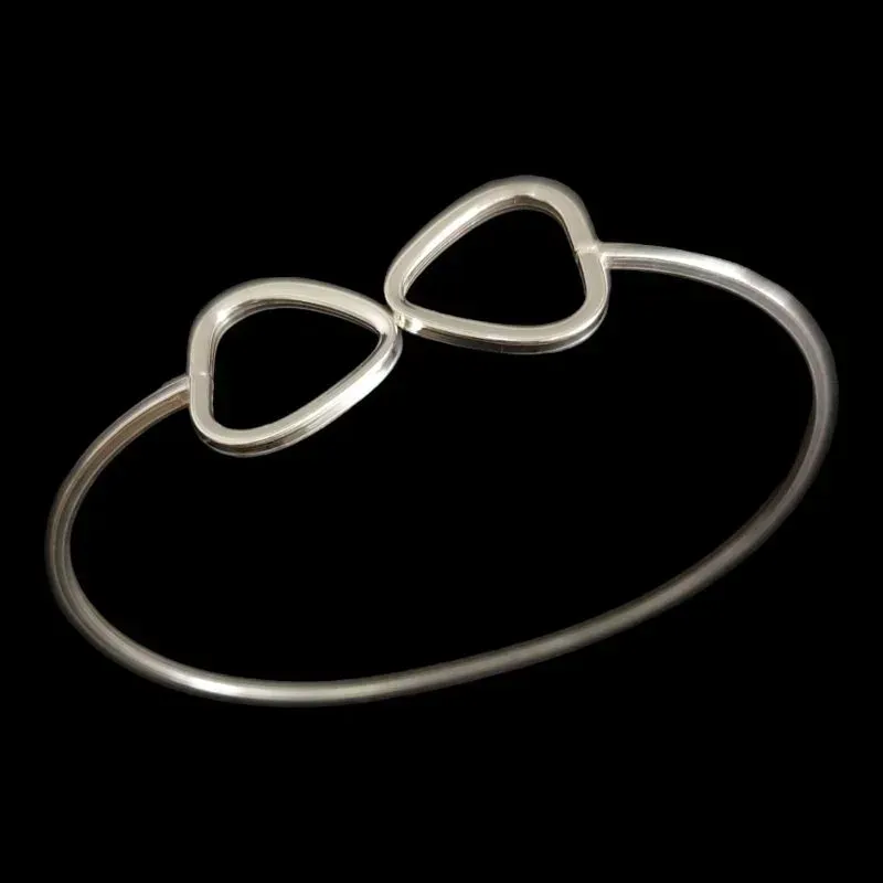 BRACELETE CORAÇÃO DUPLO FIO QUADRADO