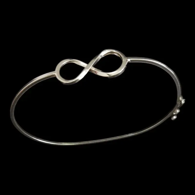 BRACELETE FIO QUADRADO INFINITO