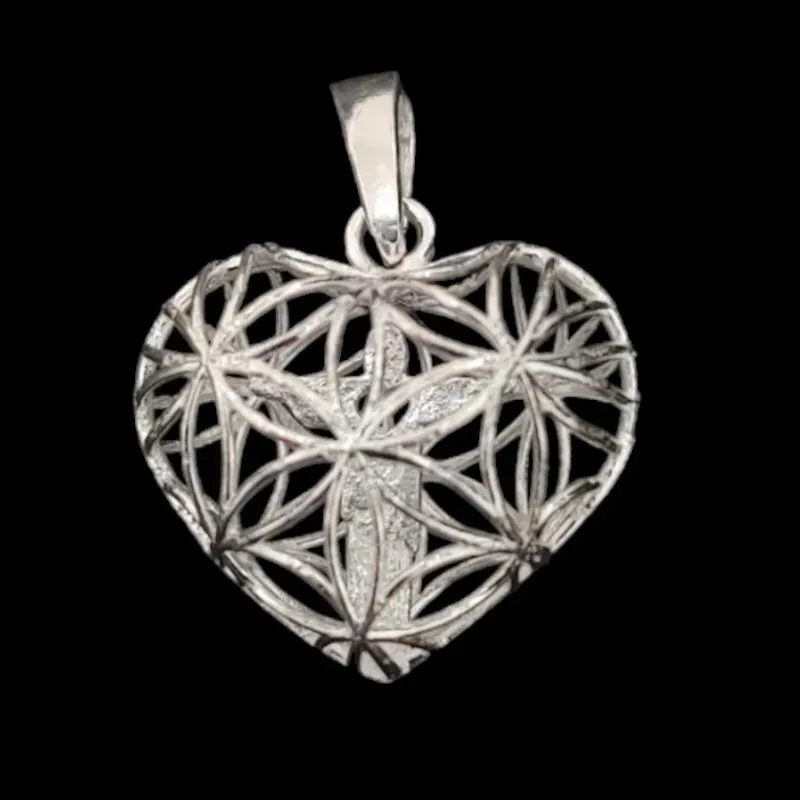 PINGENTE CORAÇÃO COM CRISTO