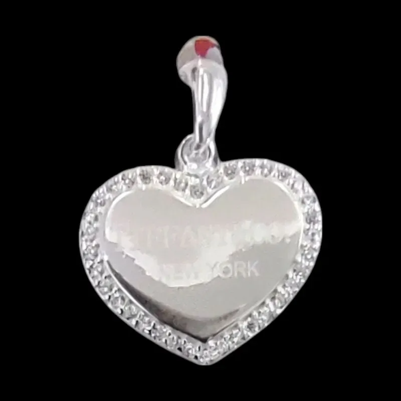 PINGENTE CORAÇÃO  CRAVEJADO NEW YORK