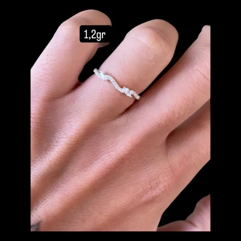 ANEL ONDA 2 PEDRAS NAVETTE CRAVEJADO