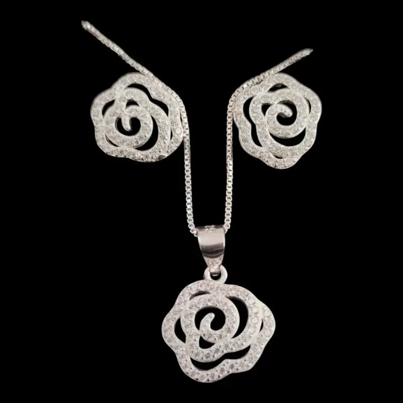 CONJUNTO FLOR VAZADA MICROZIRCONIA BRANCA