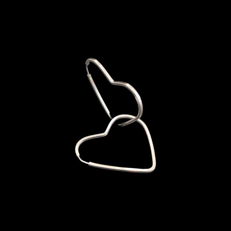 ARGOLA CORAÇÃO FIO QUADRADO 3,0 X 3,5 MM