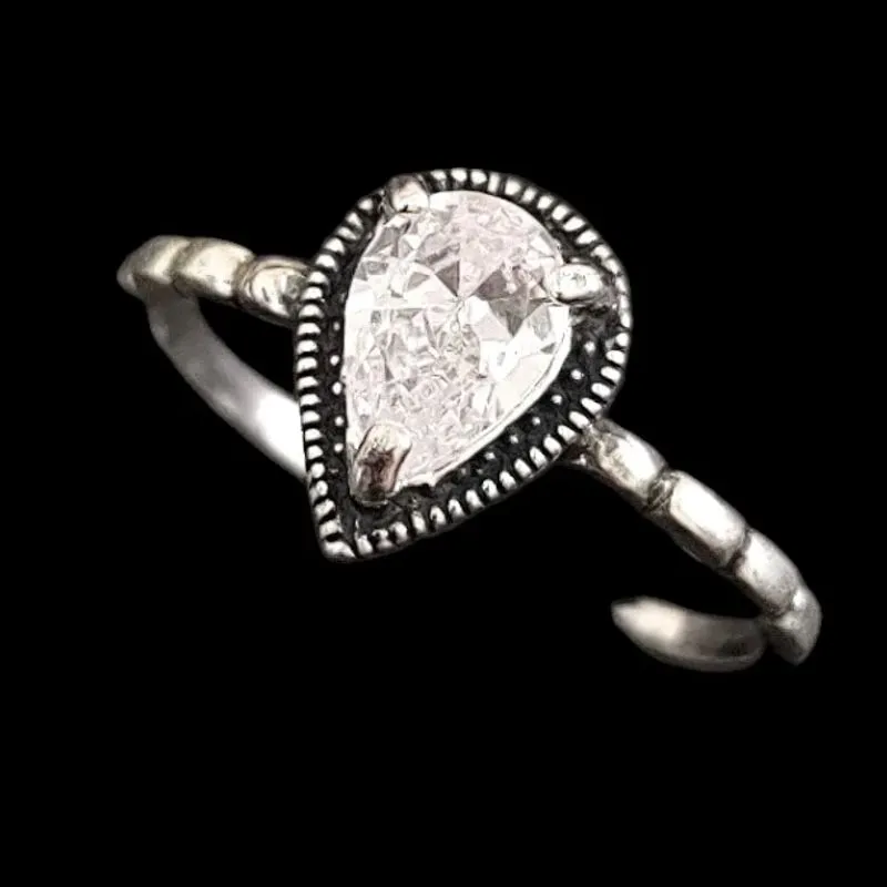 ANEL ALIANÇA GOTA ENVELHECIDA PEDRA ZIRCONIA