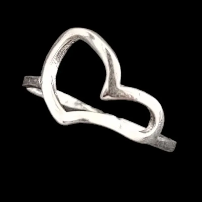 ANEL CORAÇÃO TORTO