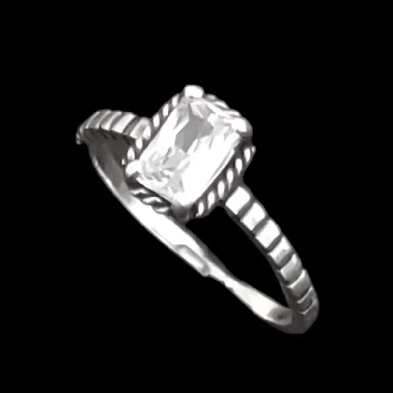 ANEL QUADRADO PEDRA ZIRCONIA