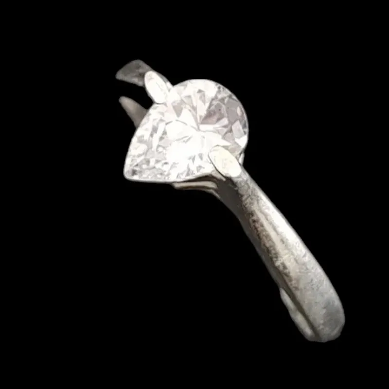 ANEL SOLITÁRIO 2 GARRAS GOTA 5X7