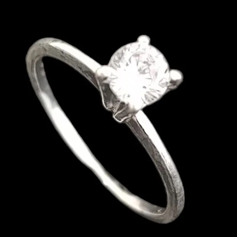 ANEL SOLITÁRIO 4 GARRAS 5,0 MM