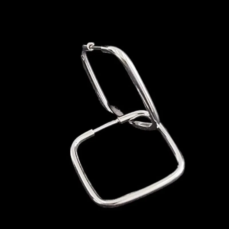 ARGOLA LISA QUADRADA FIO REDONDO 1,5MM N°2