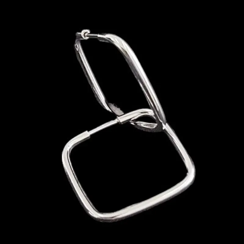 ARGOLA LISA QUADRADA FIO REDONDO 1,5MM N°1