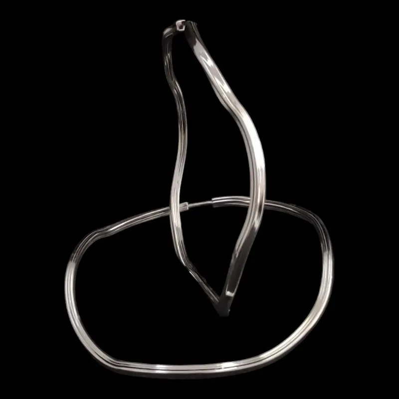 ARGOLA ONDULADA FIO QUADRADO N° 3