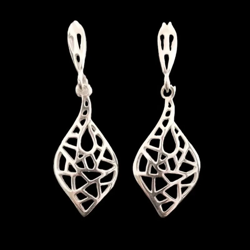 BRINCO FOLHA DESENHADA