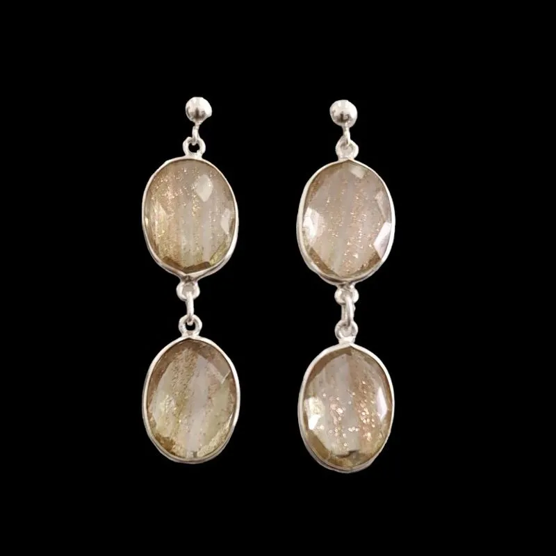 BRINCO OVAL II PEDRAS DOURADAS