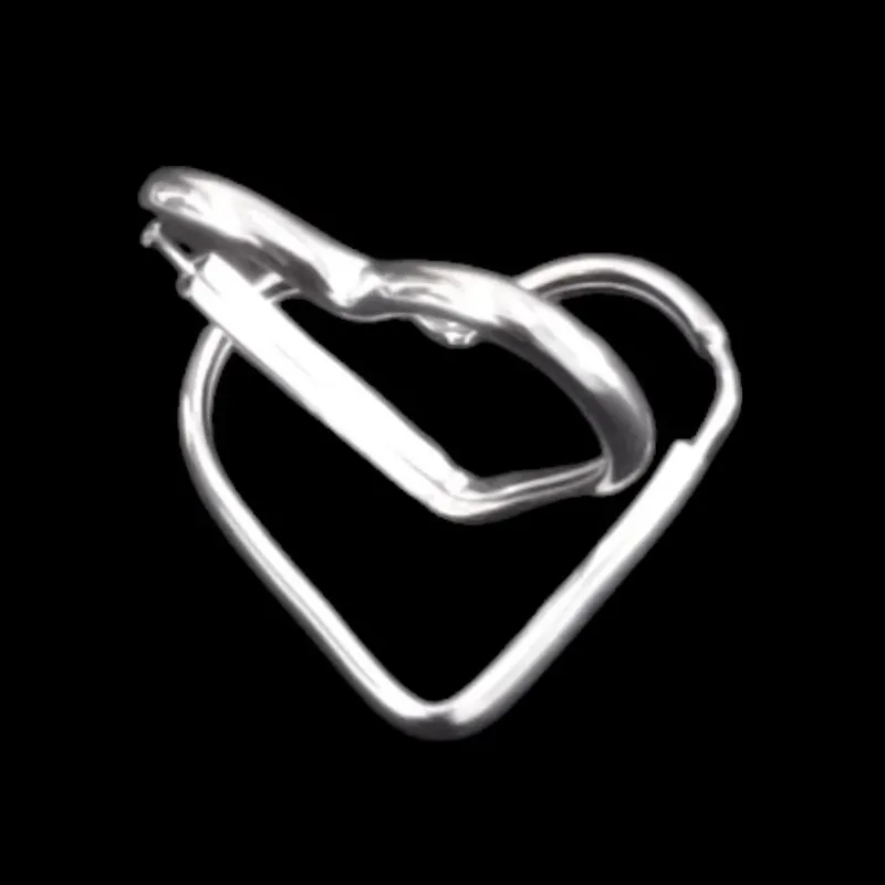 ARGOLA CORAÇÃO MEIA CANA ARO 2.7 CM 2,5 MM