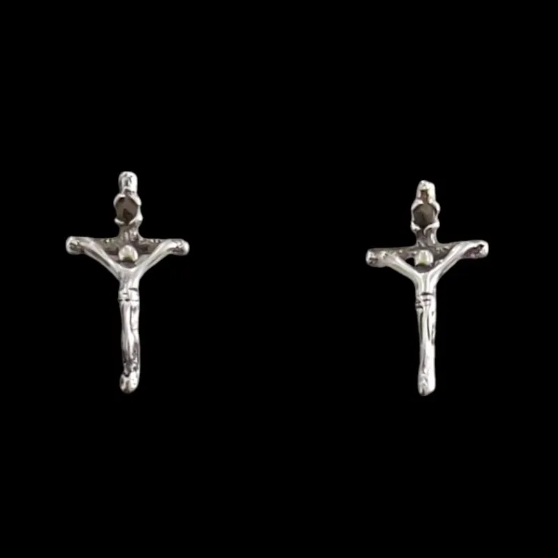 BRINCO CRUCIFIXO FINO