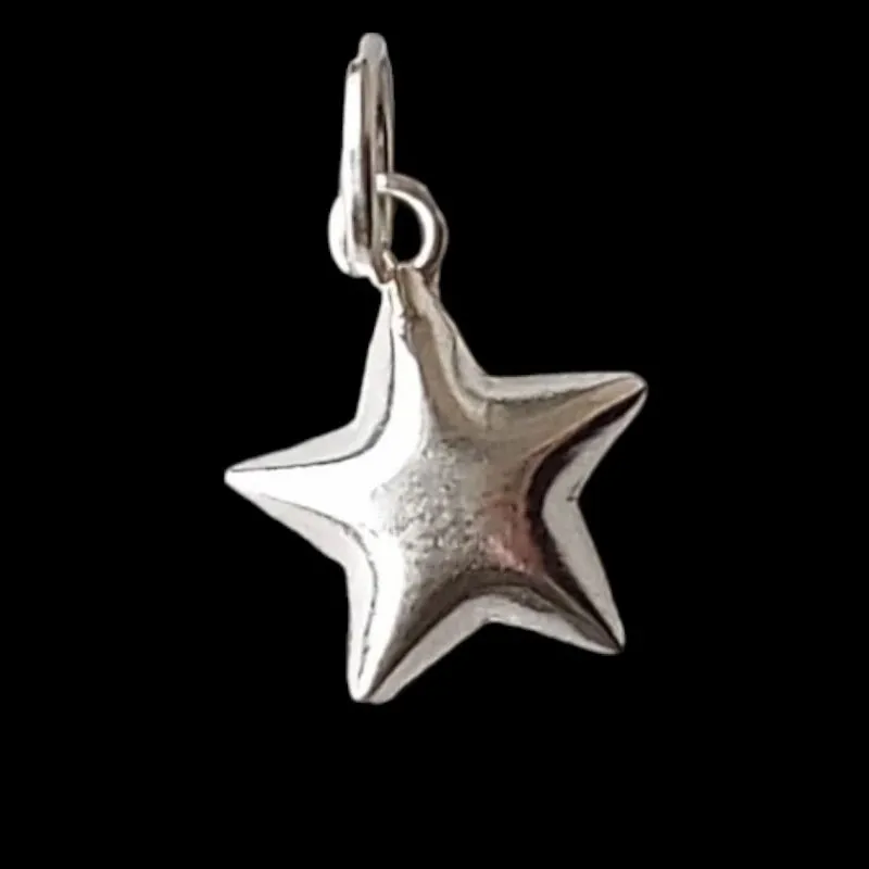 PINGENTE ESTRELA ABAULADA LISA