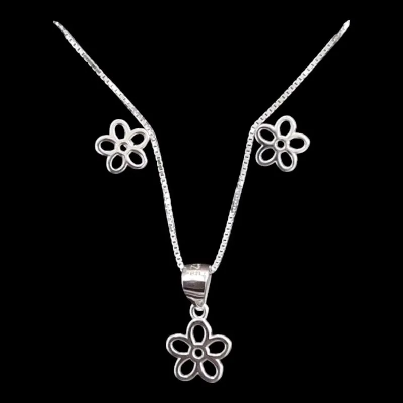 CONJUNTO FLOR LISA VAZADA