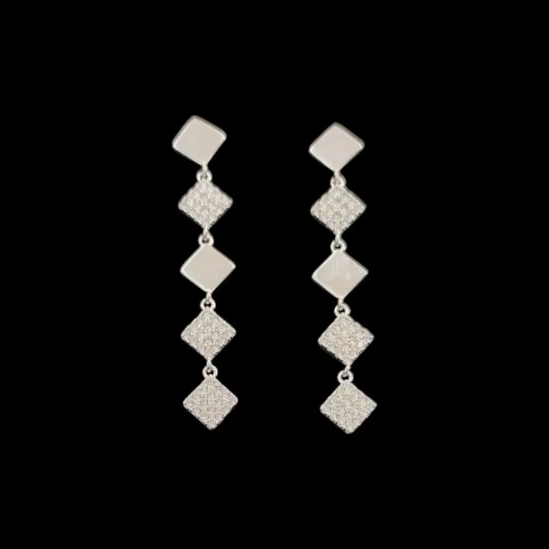 BRINCO 5 QUADRADOS LISO E CRAVEJADO