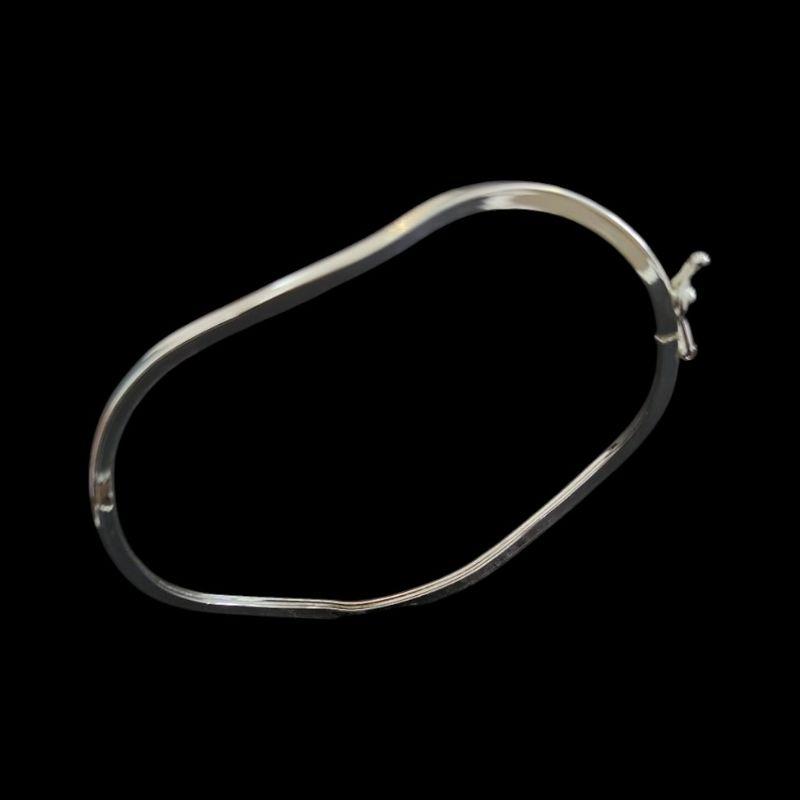 BRACELETE ONDULADO FIO QUADRADO